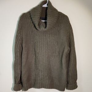Banana Republic Comfy Cowl Neck Sweater size XL